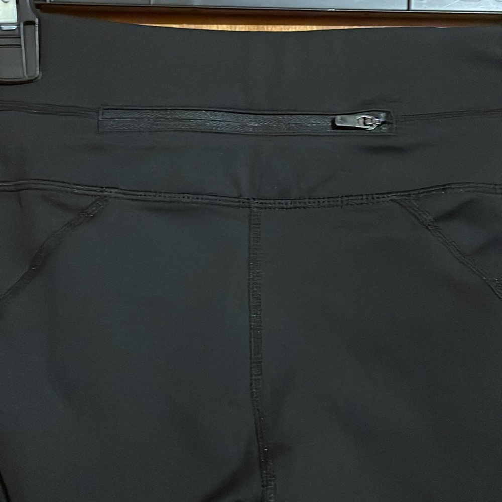 Athletablack Fleeced Lined Wind Resistant Compres… - image 5